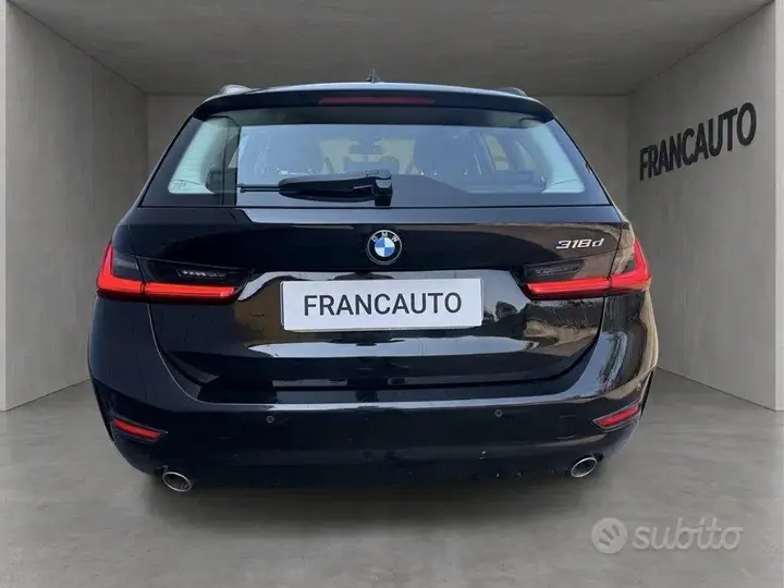 BMW 318D 2020 photo 2