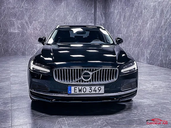 Volvo V90 2023 photo 2