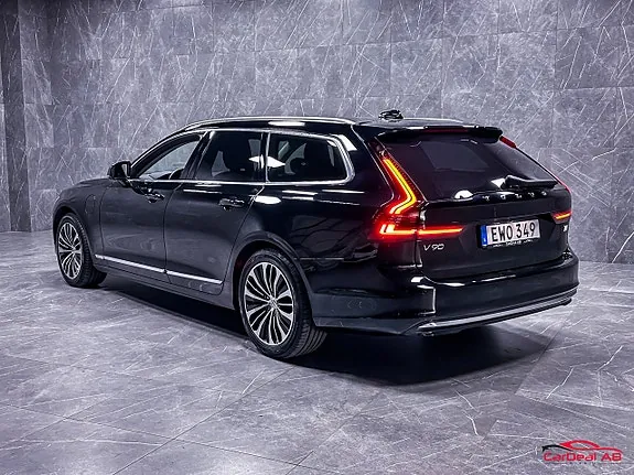 Volvo V90 2023 photo 5