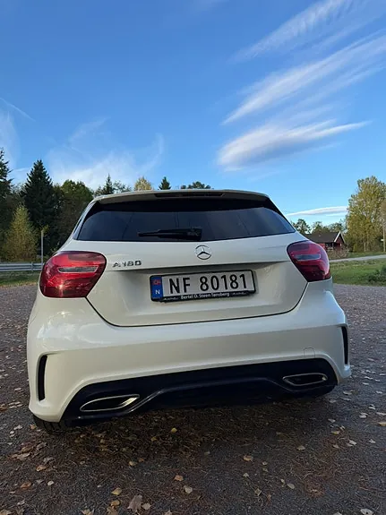 Mercedes-Benz A180 2016 photo 3