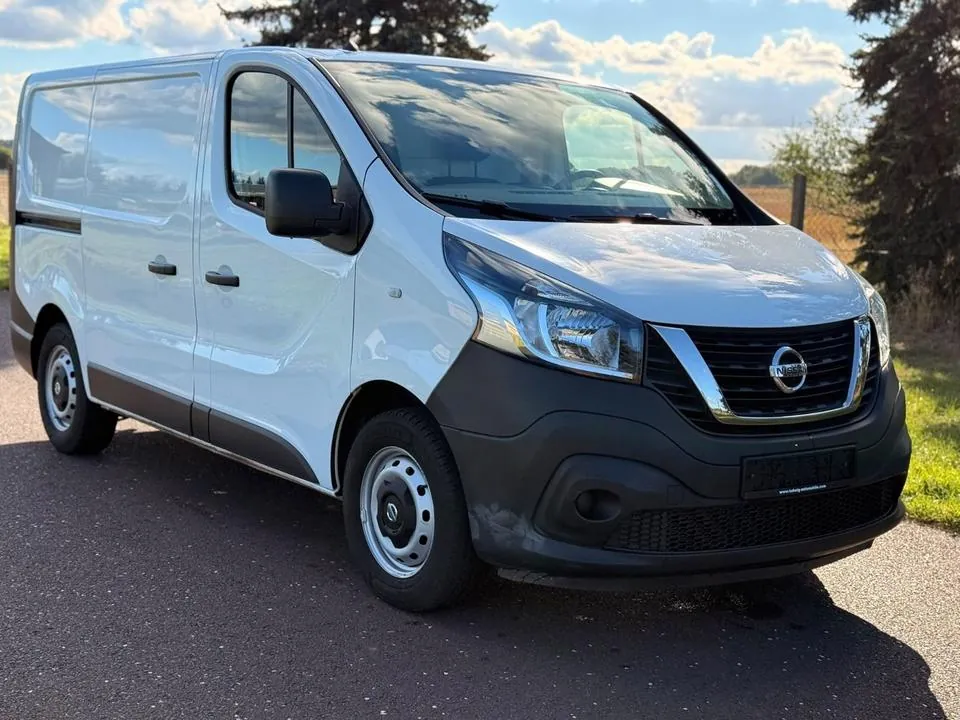 Nissan Nv300