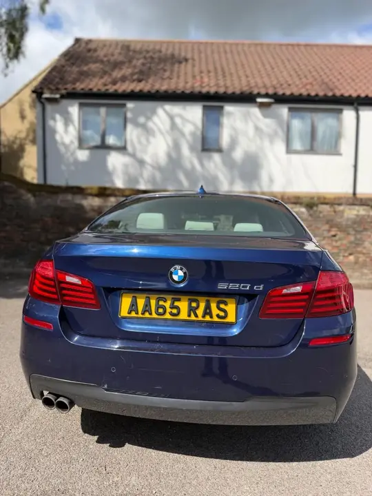 BMW 5 Series 2015 photo 5