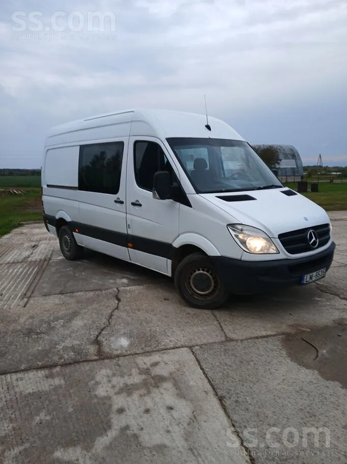 Mercedes-Benz Sprinter 2013 photo 3