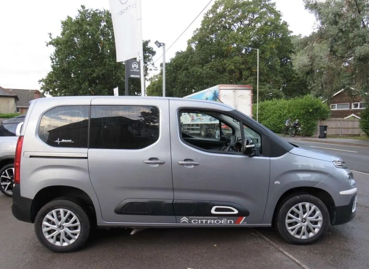 Citroen Berlingo 2022 photo 4