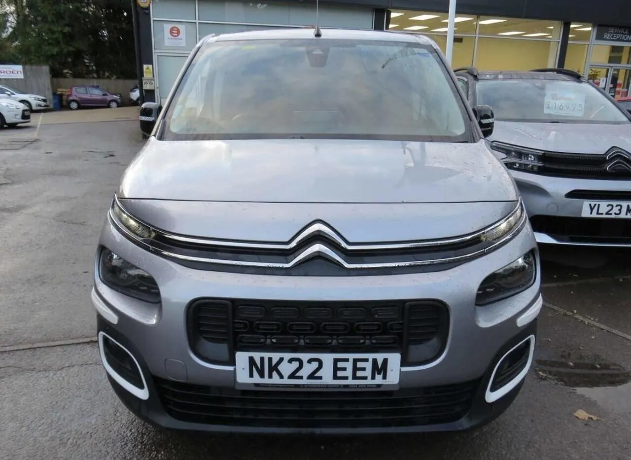 Citroen Berlingo 2022 photo 2