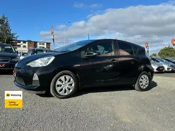 Toyota Aqua 2013 photo 4