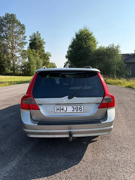 Volvo V70 2008 photo 2