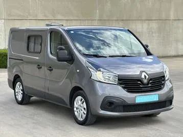 Renault Trafic 2015 photo 2