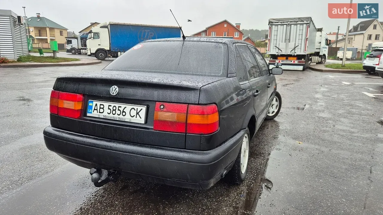 Volkswagen Passat 1994 photo 5