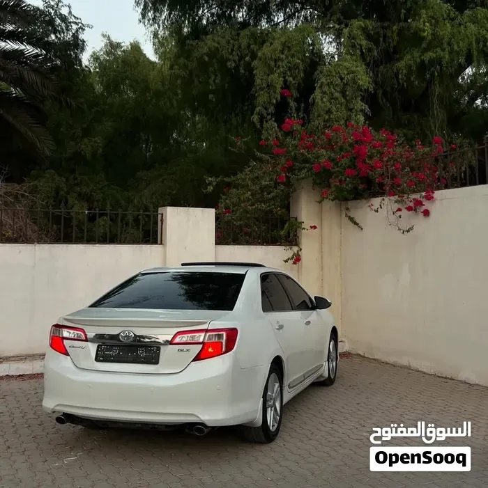 Toyota Camry 2014 photo 2
