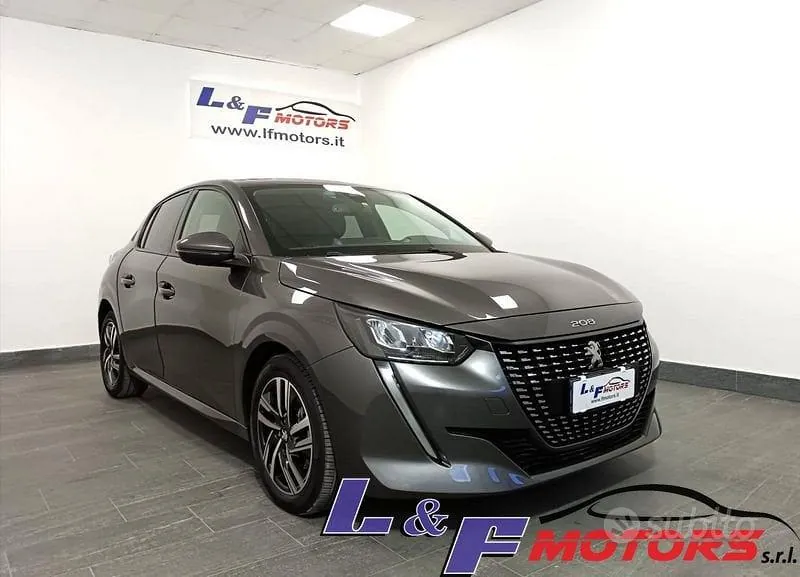 Peugeot 208 2021 photo 4