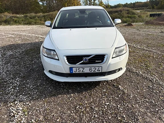 Volvo S40