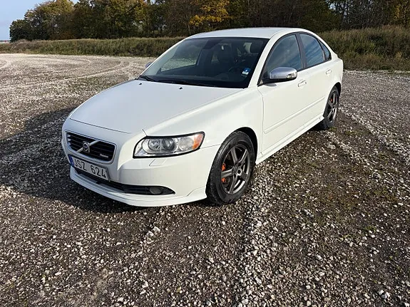Volvo S40 2009 photo 2