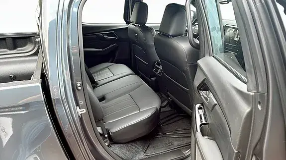 Isuzu D-Max 2026 photo 5