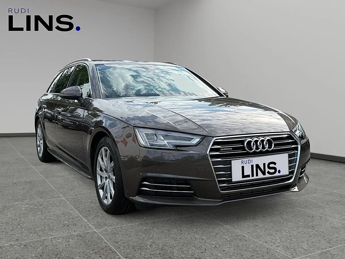 Audi A4 2016 photo 2