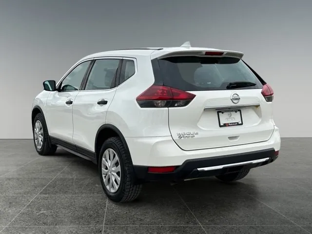 Nissan Rogue S 2018 photo 4