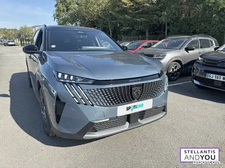 Peugeot 5008 2024 photo 4