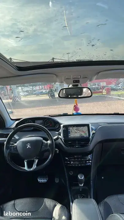 Peugeot 308 2015 photo 3