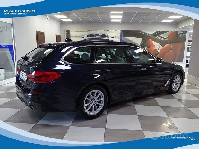 BMW 520D Touring 2018 photo 2