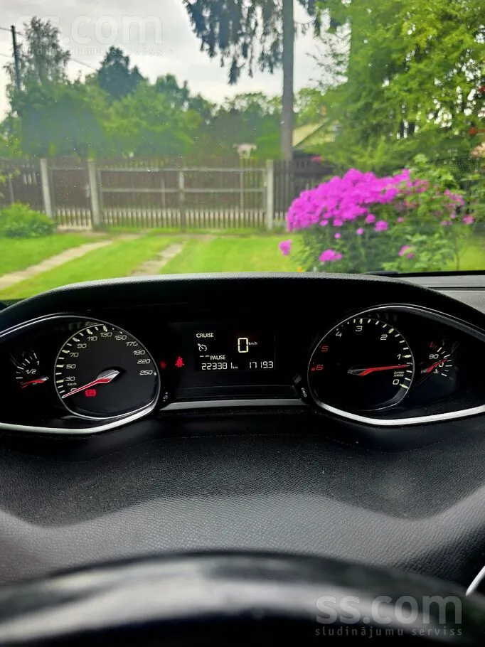 Peugeot 308 2016 photo 2