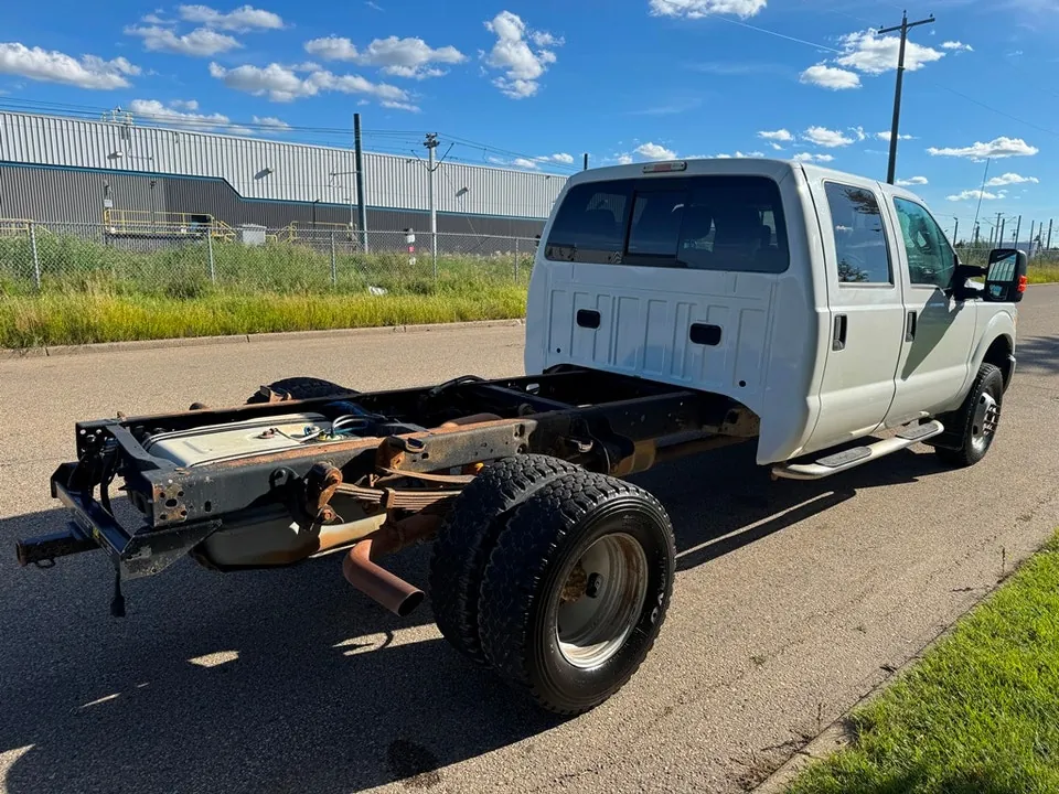 Ford Super Duty F-350 2013 photo 5