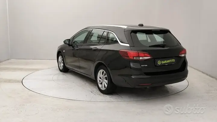 Opel Astra 2021 photo 3
