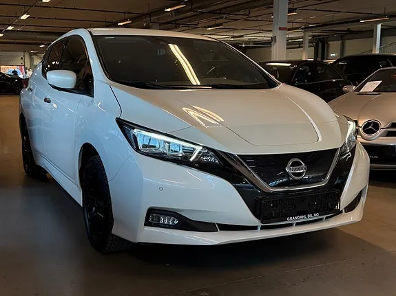 Nissan Leaf 2021 photo 3