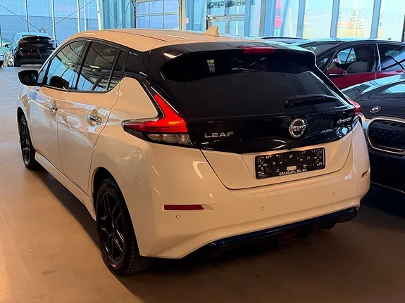 Nissan Leaf 2021 photo 4