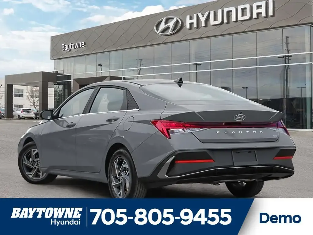 Hyundai Elantra 2025 photo 5