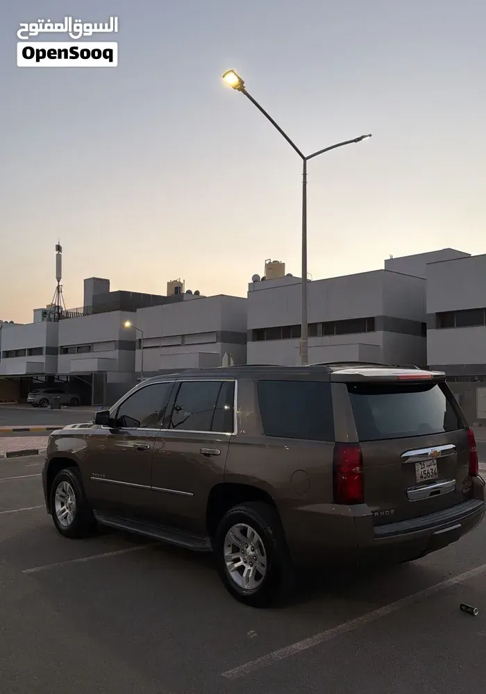 Chevrolet Tahoe 2017 photo 2