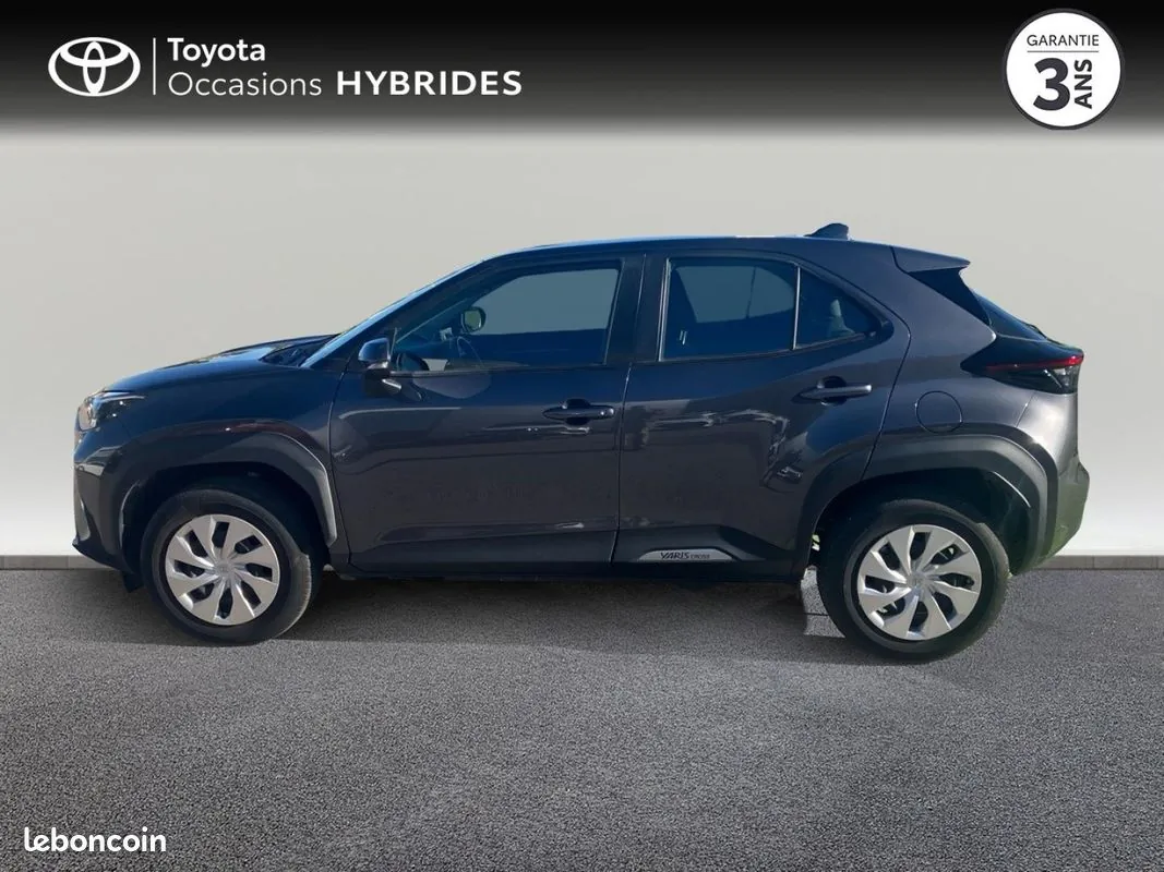 Toyota Yaris Cross 2025 photo 3