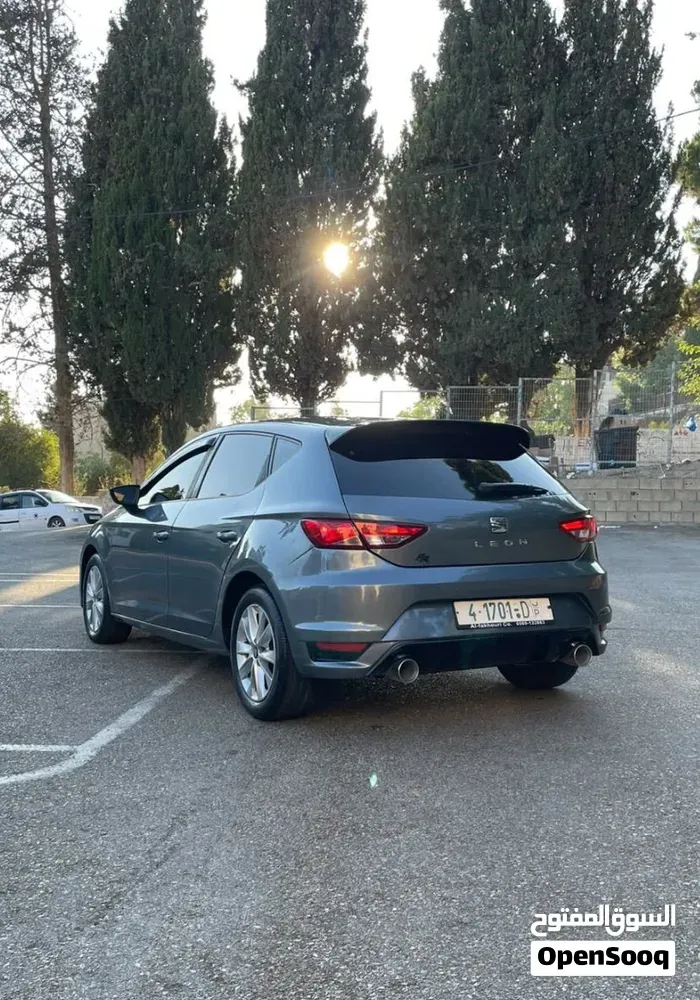 Seat Leon 2019 photo 2