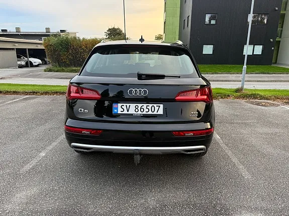 Audi Q5 2017 photo 5