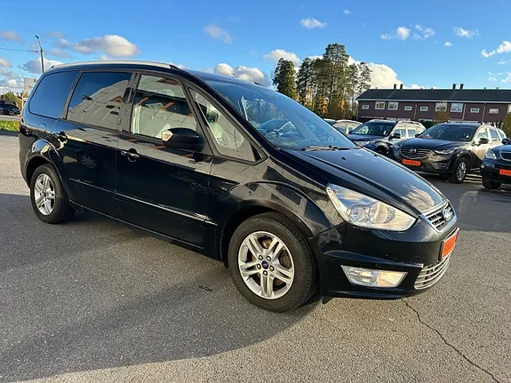 Ford Galaxy 2012 photo 4