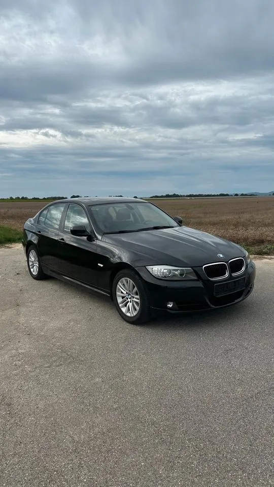 BMW 320I