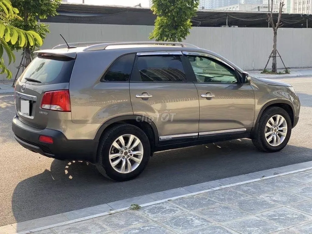 Kia Sorento 2011 photo 3