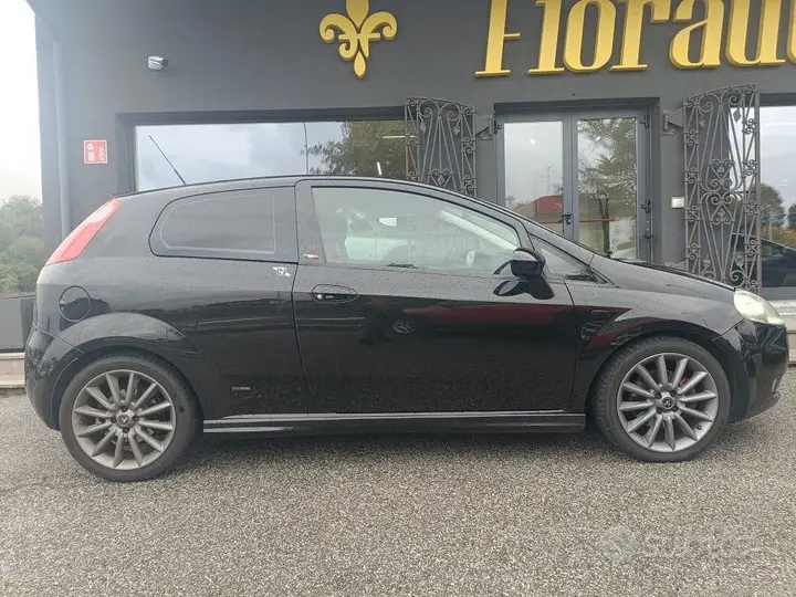 Fiat Grande Punto 2008 photo 3