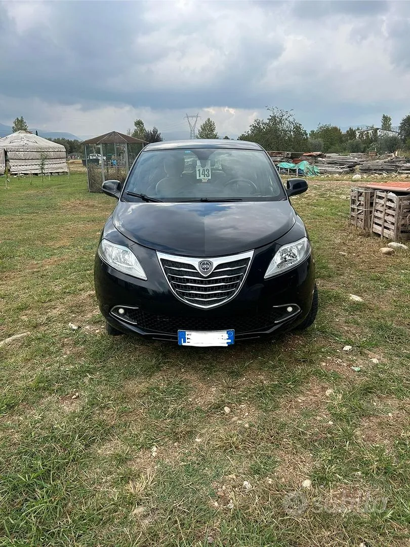 Lancia Ypsilon 2014 photo 4