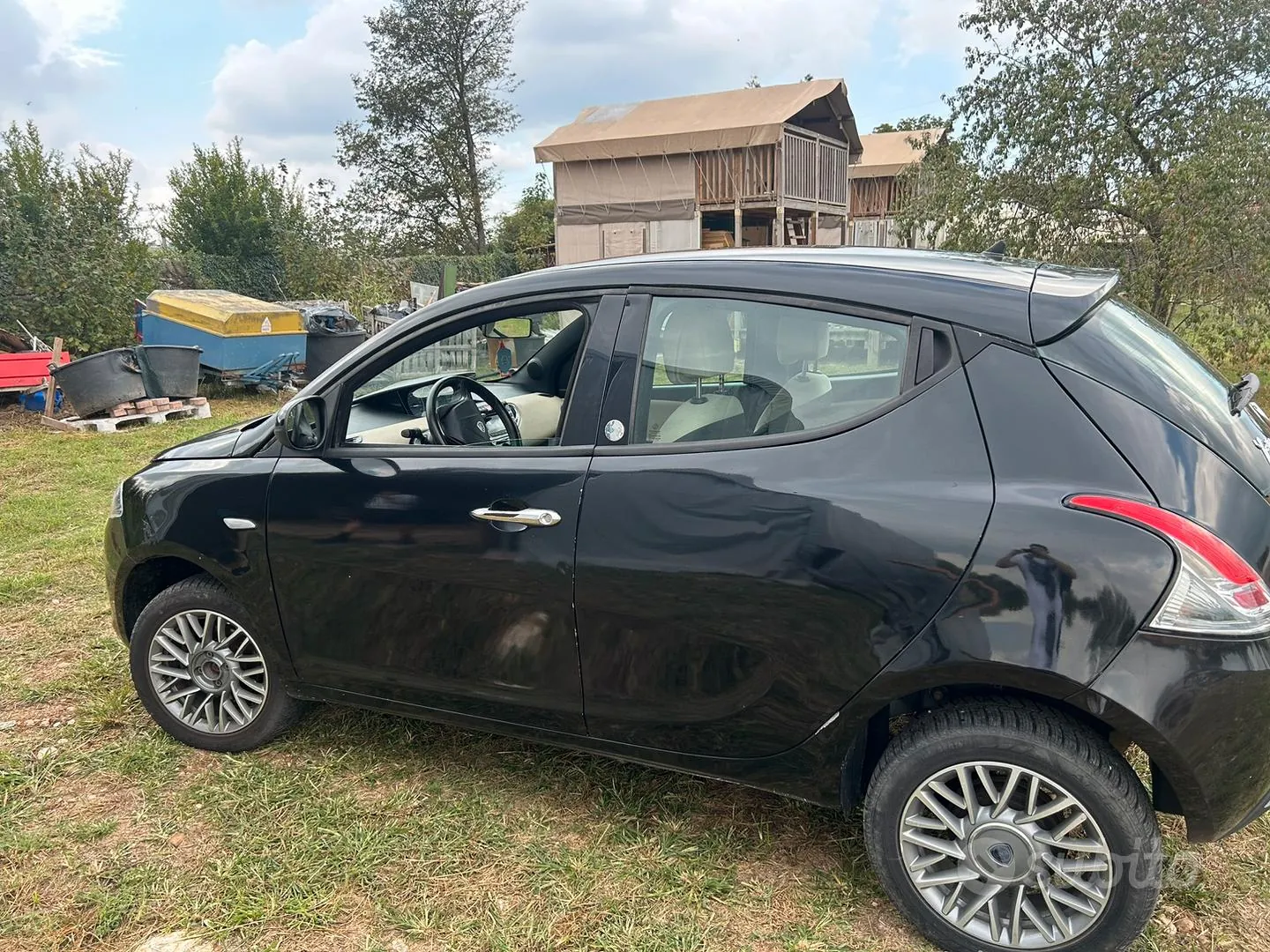 Lancia Ypsilon 2014 photo 3