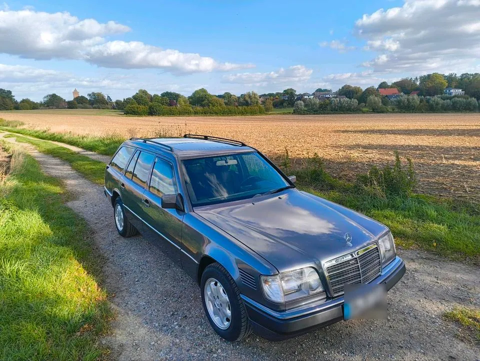 Mercedes-Benz W124
