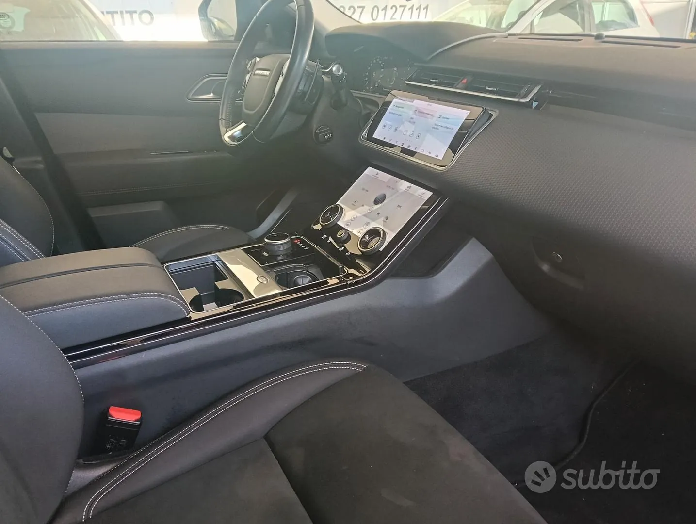 Land Rover Range Rover Velar 2019 photo 5