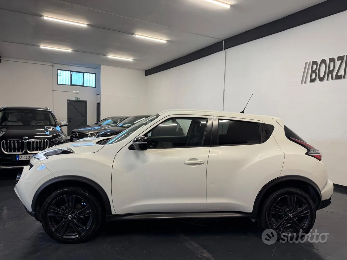 Nissan Juke 2016 photo 2