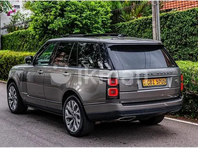 Land Rover Range Rover 2018 photo 2