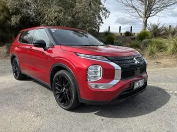 Mitsubishi Outlander 2024 photo 2