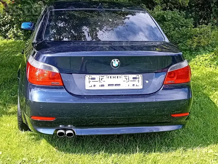 BMW E60 2008 photo 4