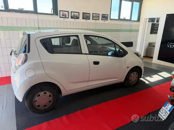 Chevrolet Spark 2010 photo 4