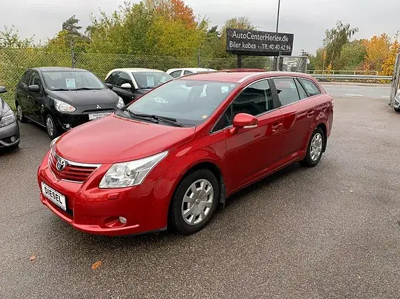 Toyota Avensis 2010 photo 2