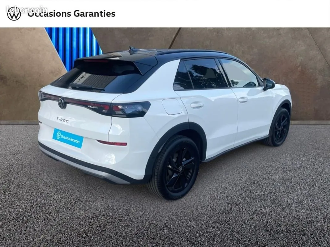 Volkswagen T-Roc 2026 photo 2