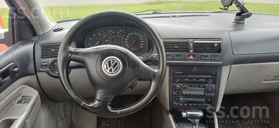 Volkswagen Golf 2000 photo 2