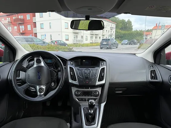 Ford Focus 2011 photo 3